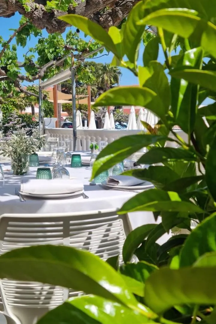 Hotel Restaurant Juanito Platja Sant Carlos de la Ràpita Espagne